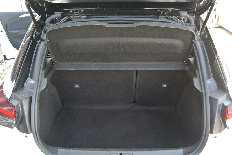Opel Corsa 1.2 Aut. **GS-Line** NAVI * KAMERA * PDC * Keyless — photo 8