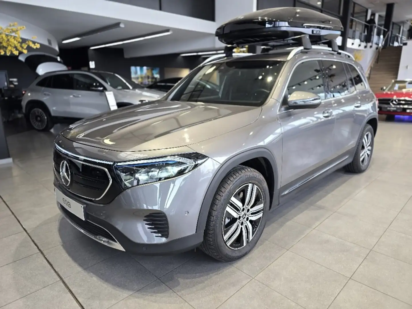 Mercedes-Benz EQB 300 300 4MATIC Luxury Line Gris - 1