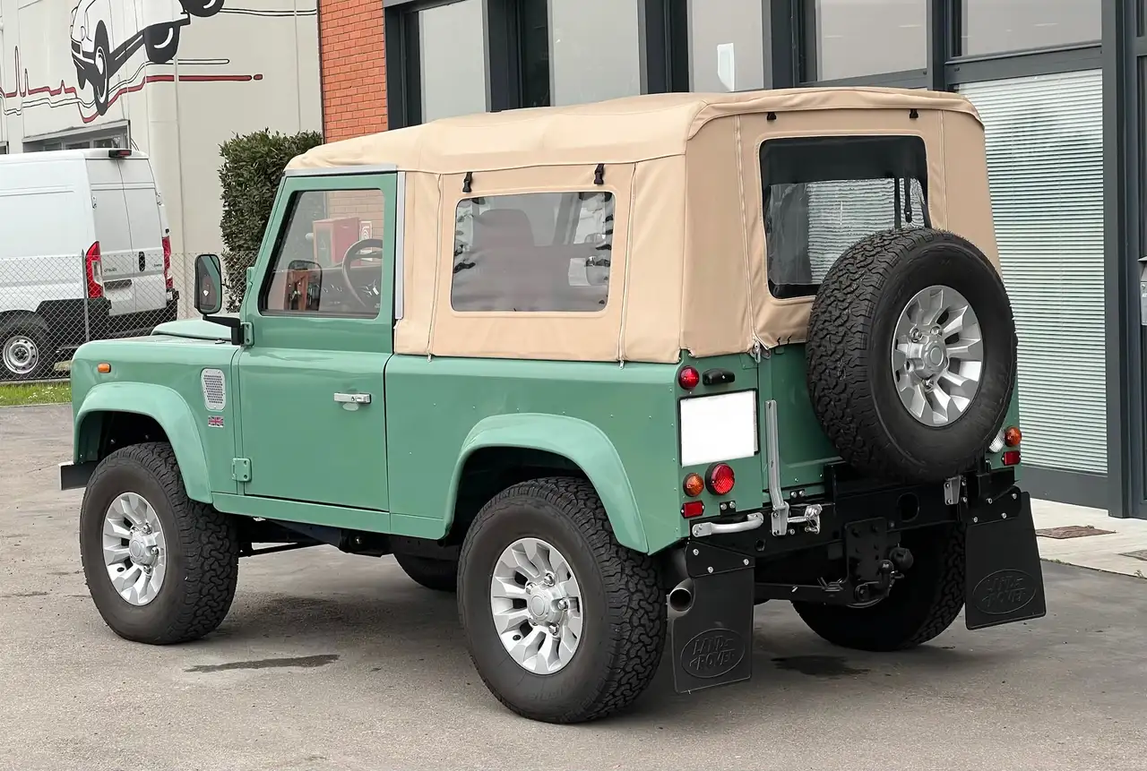 Land Rover Defender 90 2.5 td5 E SW, foto 8