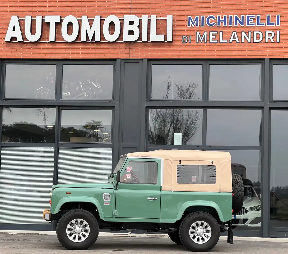 Land Rover Defender 90 2.5 td5 E SW, foto 1