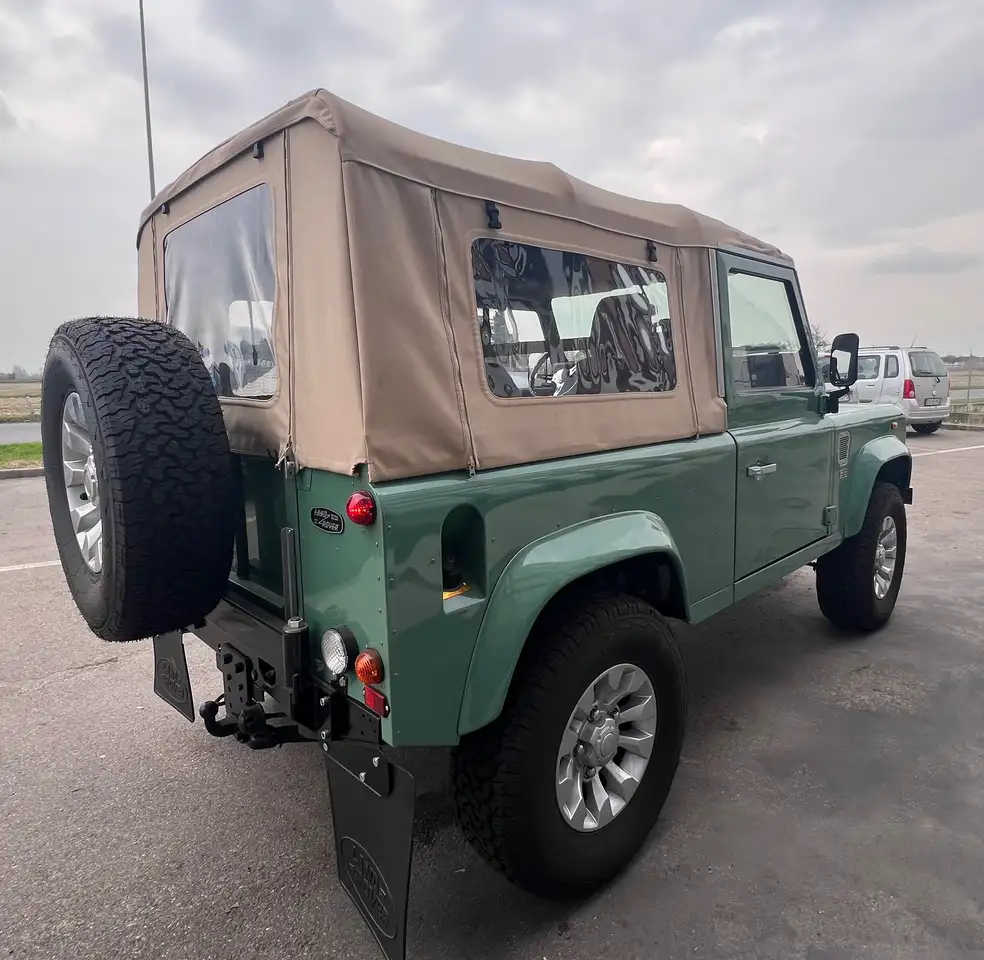 Land Rover Defender 90 2.5 td5 E SW, foto 6