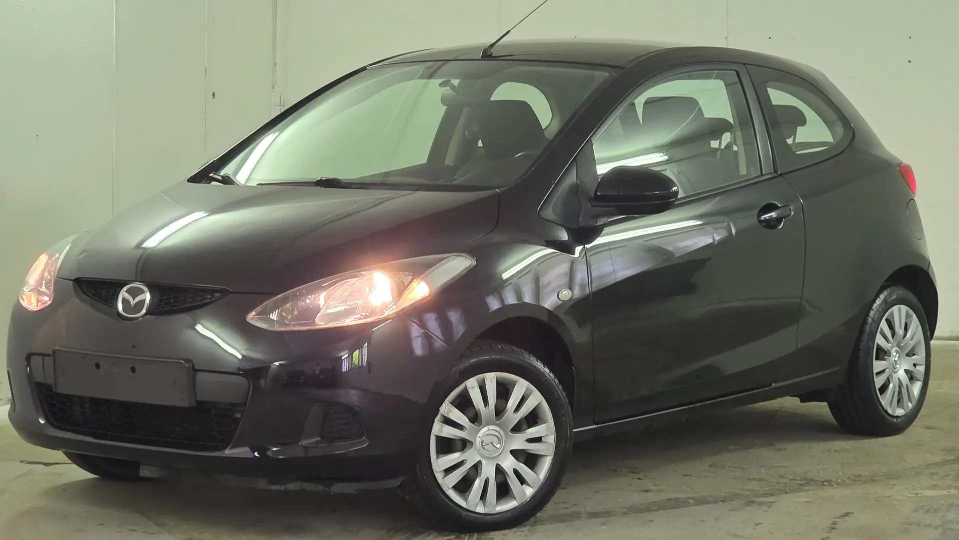 Mazda 2 / 1.4 CDVi / Active / Airco / Garantie 12 mois Noir - 1