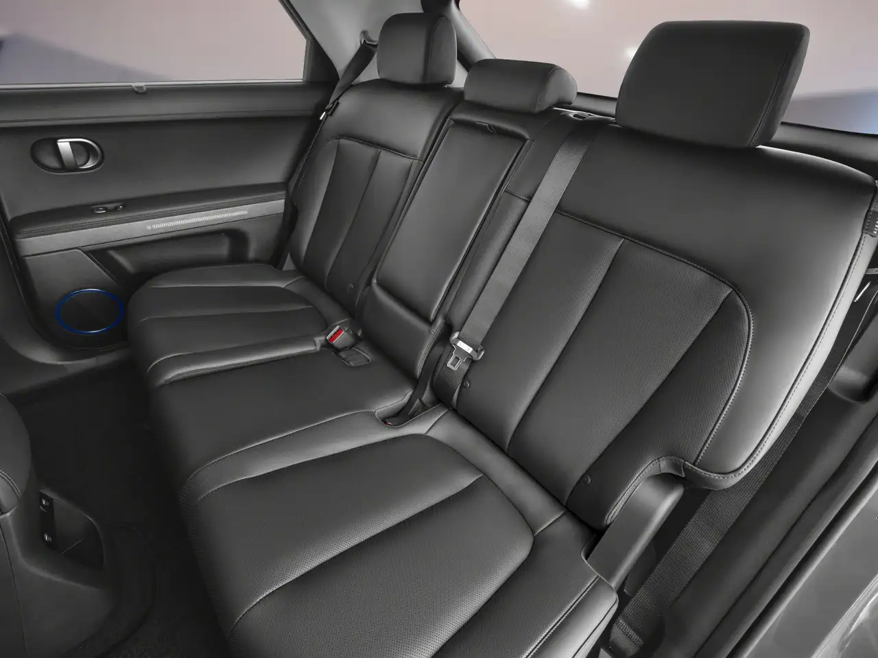 Hyundai IONIQ 5 снимка Hyundai IONIQ 5