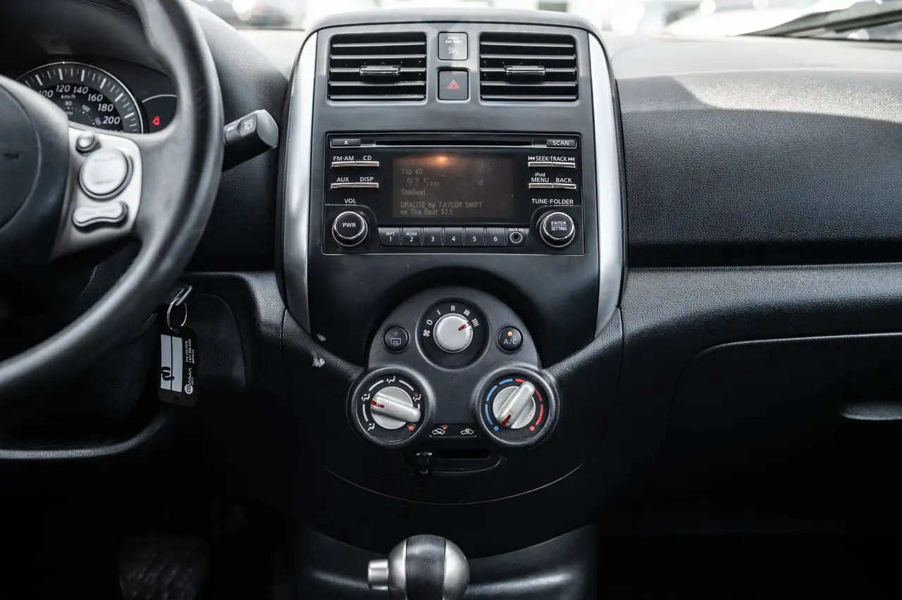Nissan Micra photo Nissan Micra