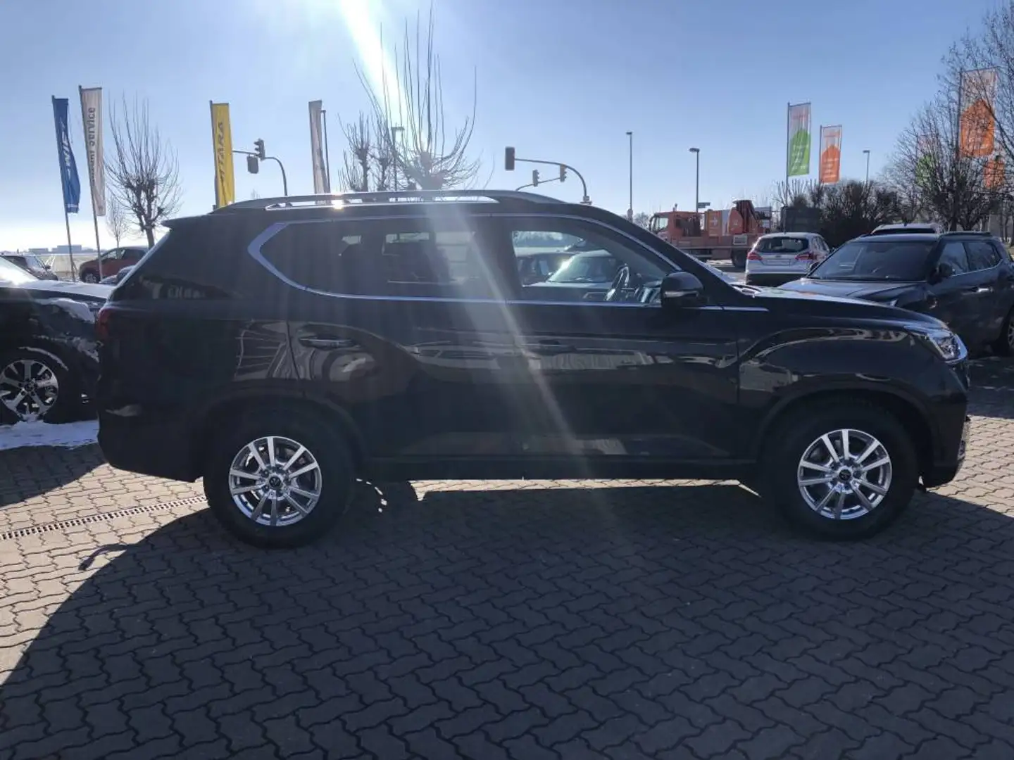 KGM Rexton 2.2e-XDi Quartz 8A/T 4WD Negro - 2