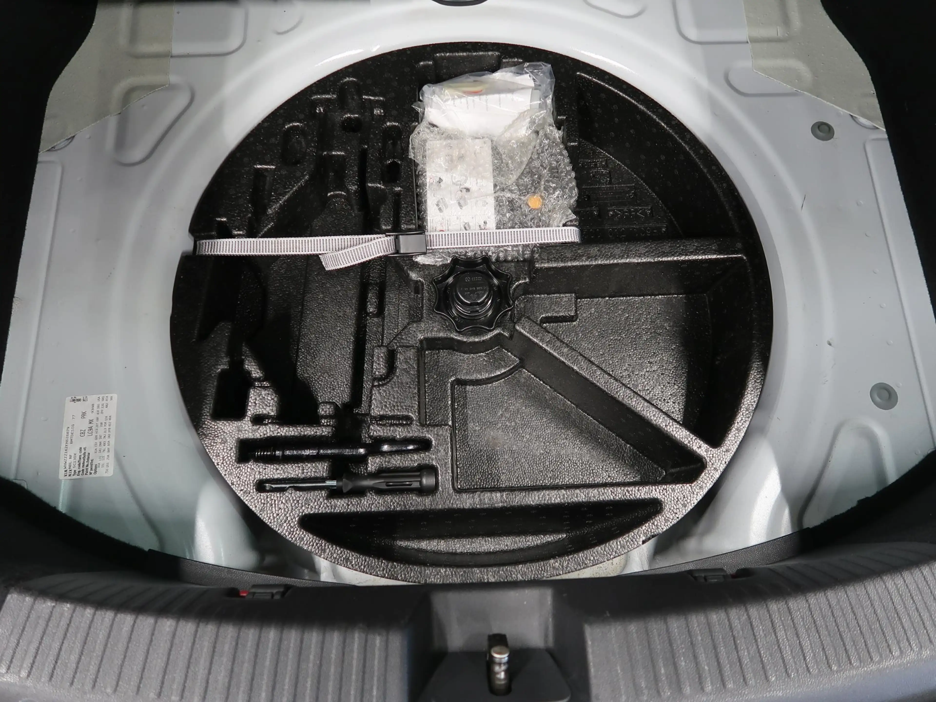 Volkswagen Beetle 1.2 TSI CUP Panoramadak Airco-ecc Navigatie 20 inc — photo 36