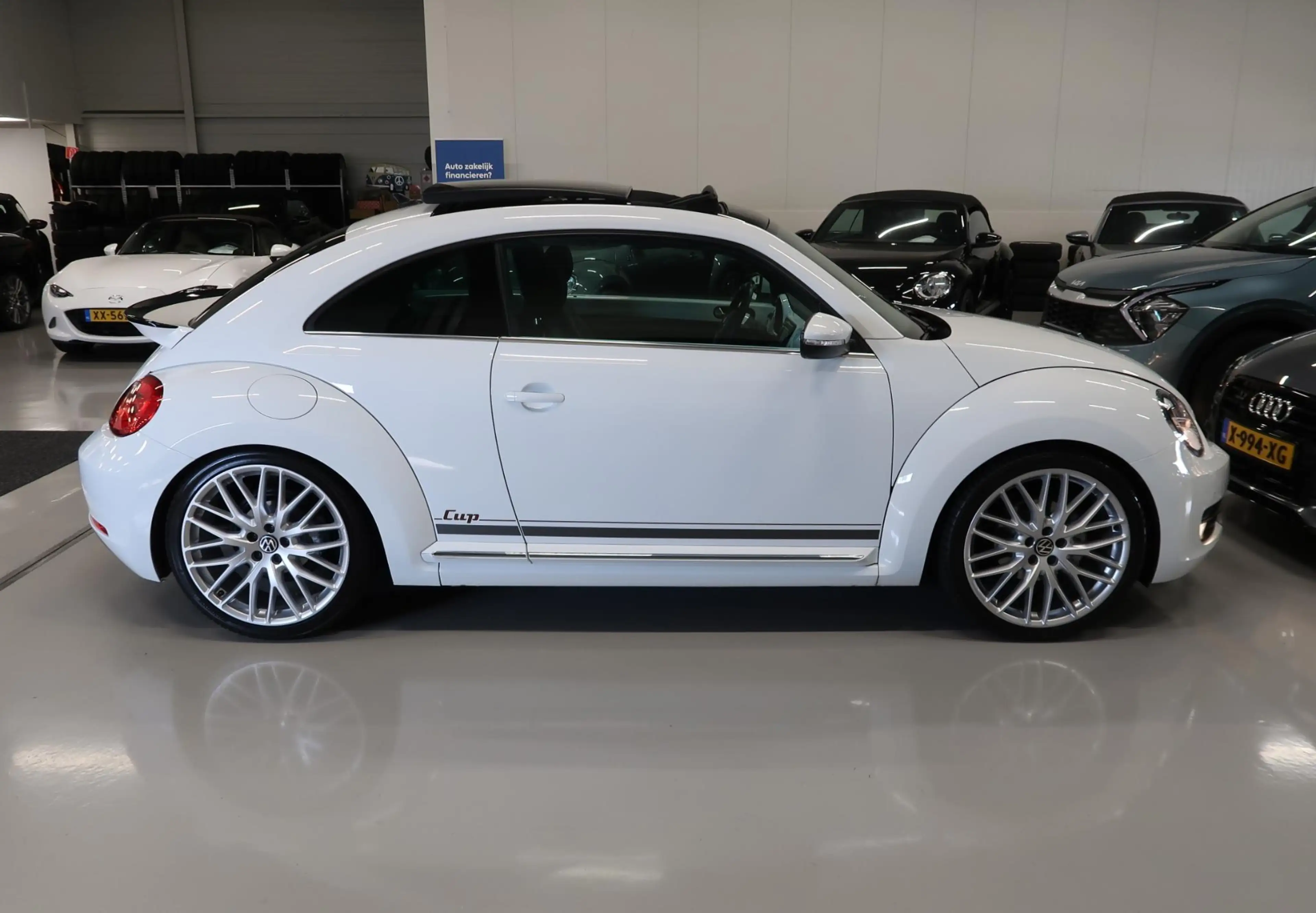 Volkswagen Beetle 1.2 TSI CUP Panoramadak Airco-ecc Navigatie 20 inc — photo 21