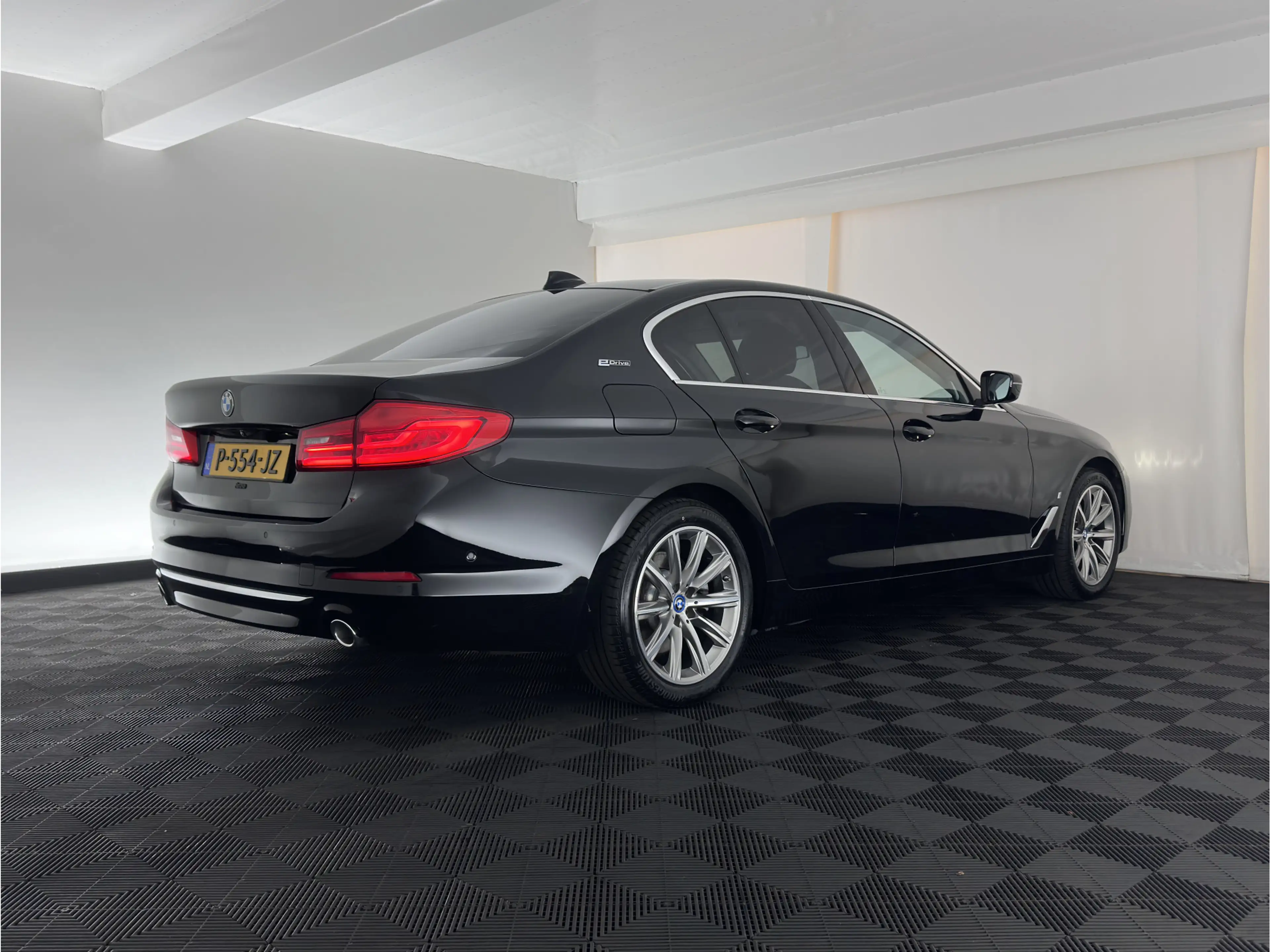BMW 530 5-serie 530e iPerformance High Executive Luxury-Li — photo 6