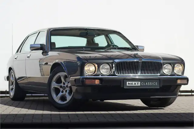 Jaguar XJ 40 Sovereign | Nette staat | Elektr. verstelbaar |