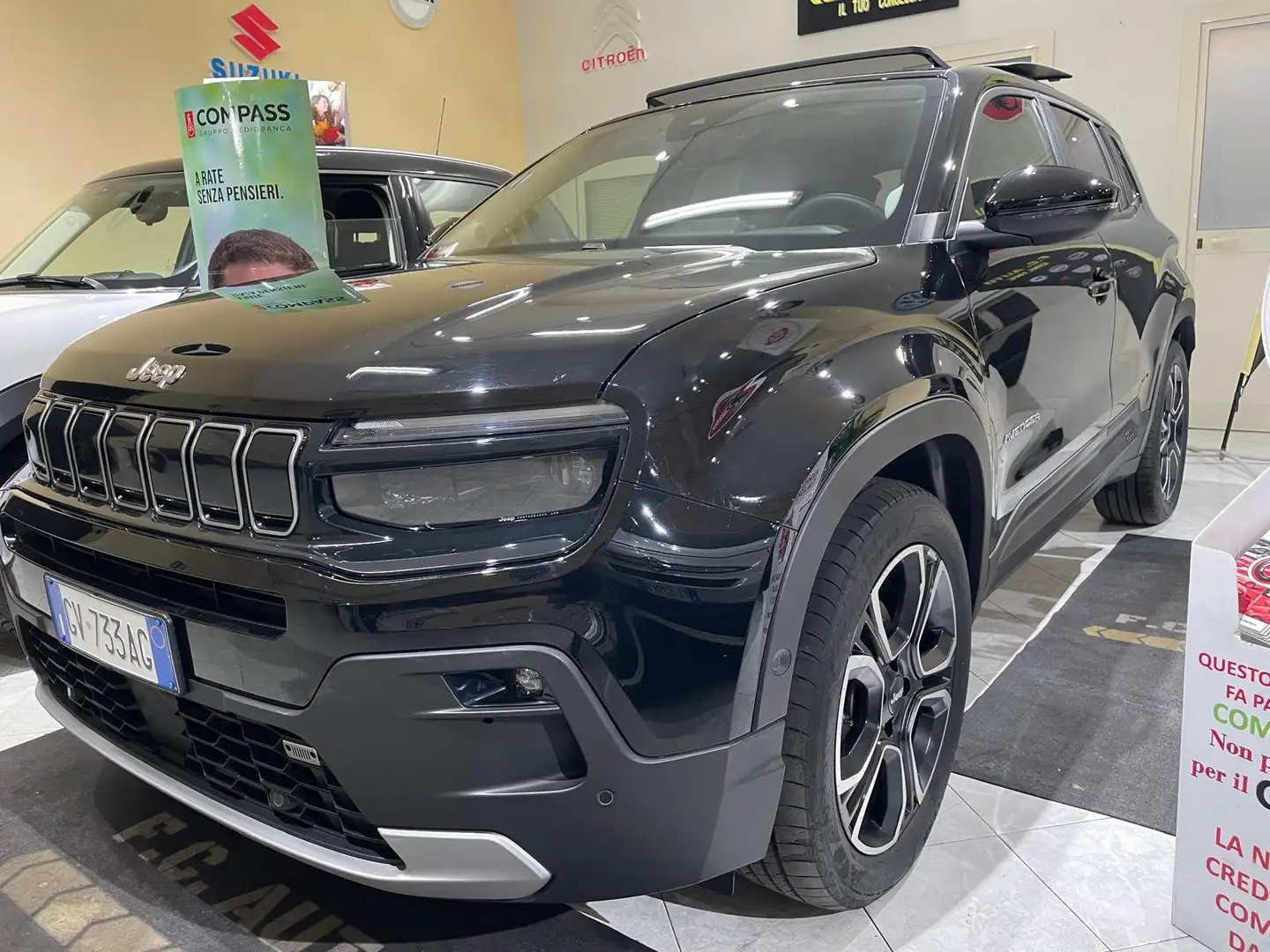 Jeep Avenger Avenger 1.2 turbo e-hybrid mhevSummitfwd110cvedct6 Nero - 1