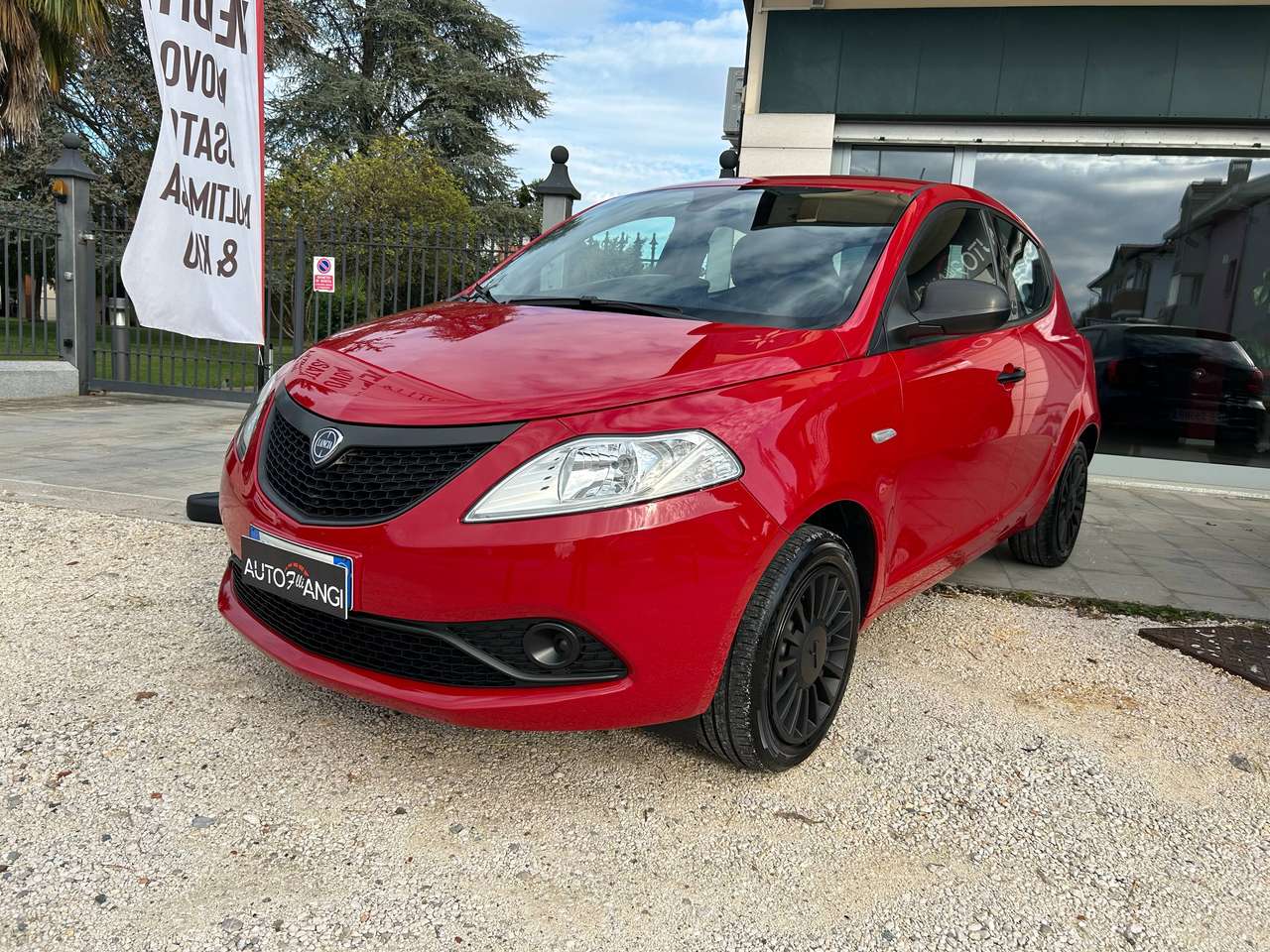 Lancia Ypsilon 1.0 firefly hybrid Gold s