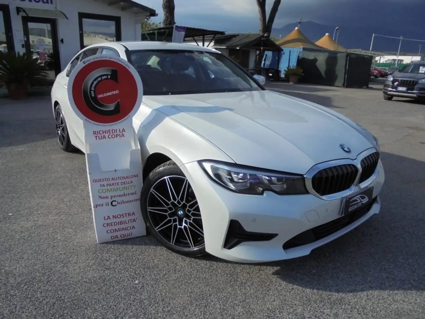BMW 320 320d mhev 48V Business Advantage auto Bianco - 1