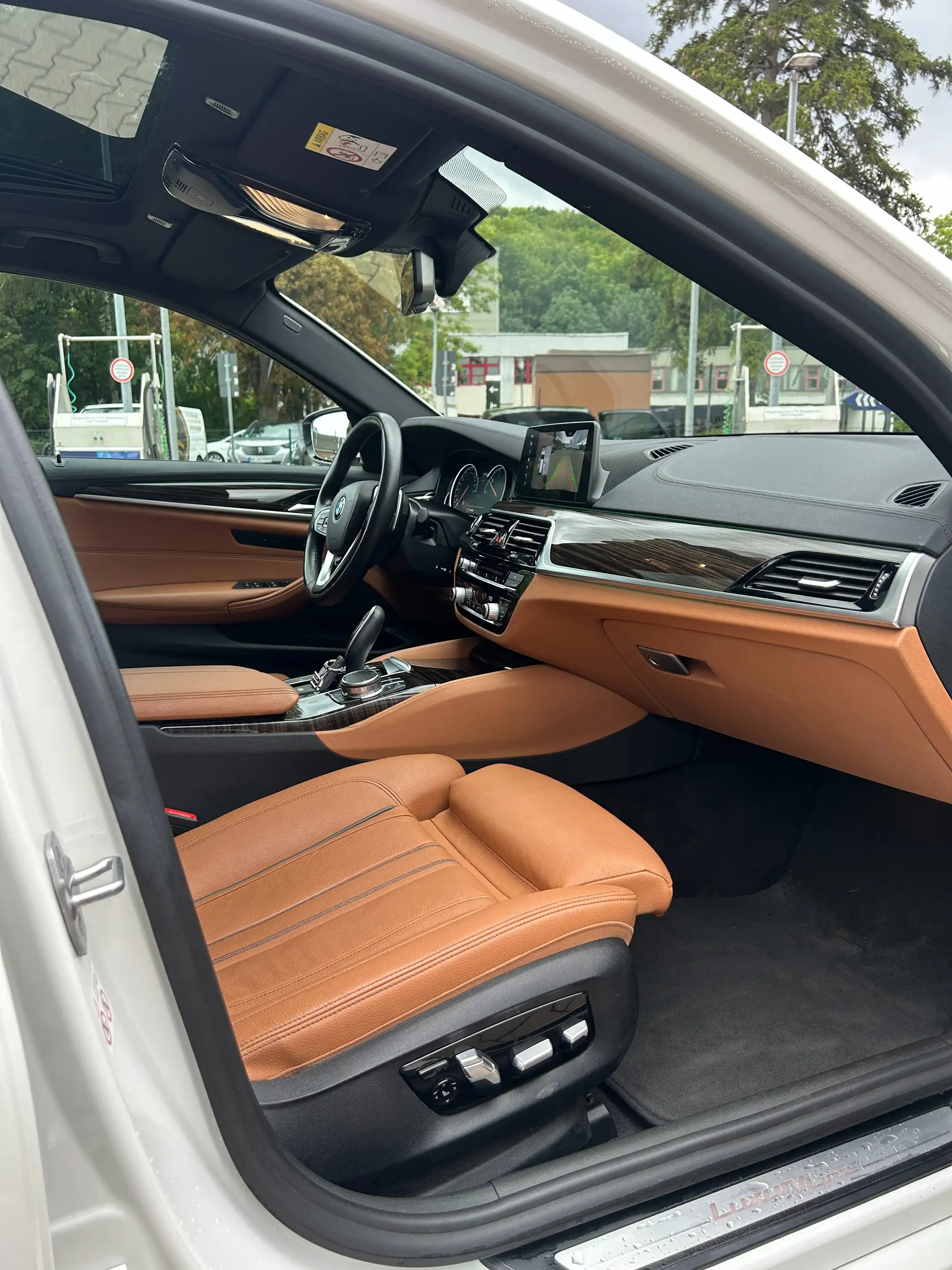 BMW 540 540 d xDrive Luxury Line *Purer Luxus!*Softclose*Massage*360*Pano*Lhz*Sthz*ACC*HeadUp — photo 13