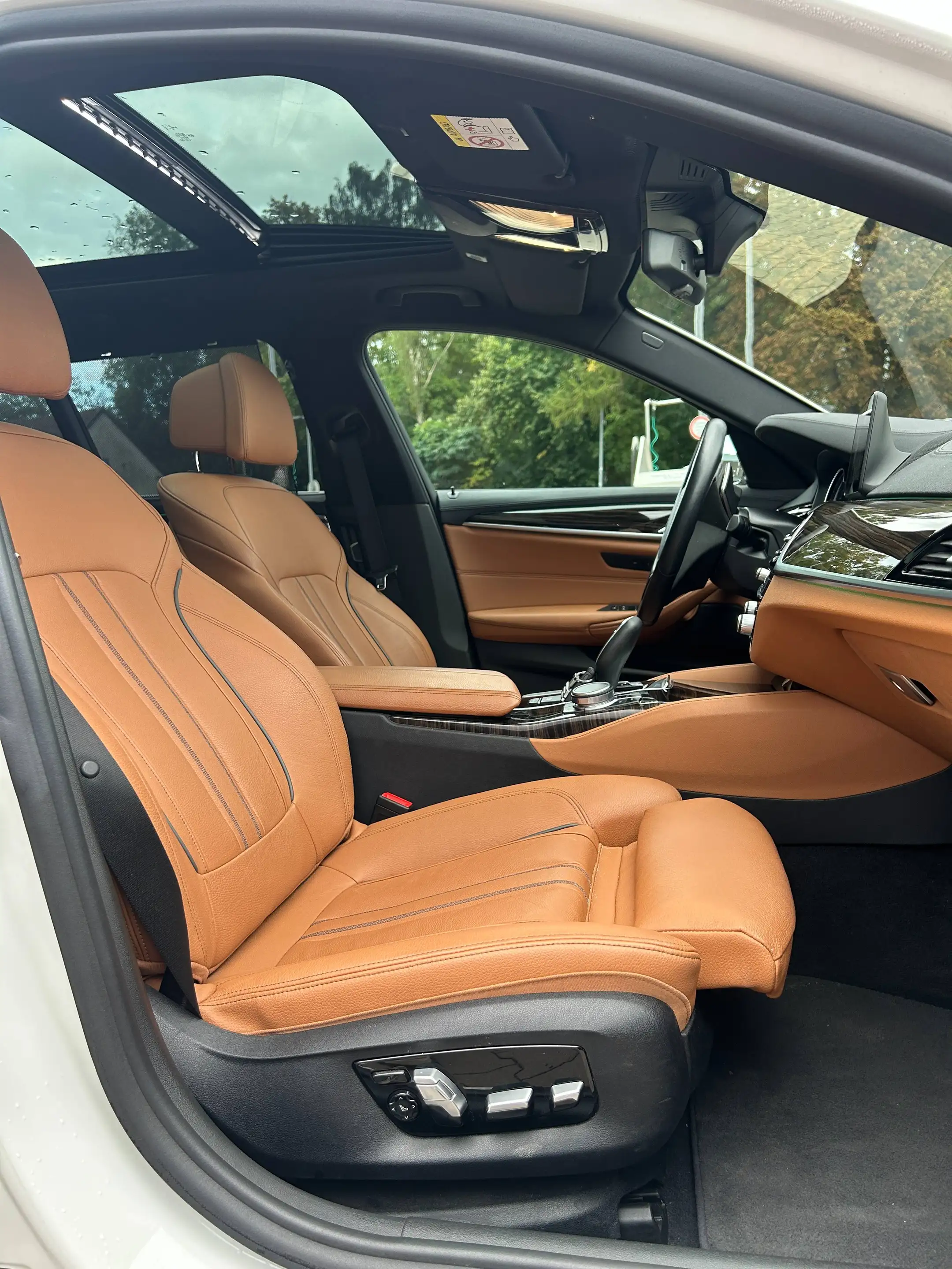 BMW 540 540 d xDrive Luxury Line *Purer Luxus!*Softclose*Massage*360*Pano*Lhz*Sthz*ACC*HeadUp — photo 12