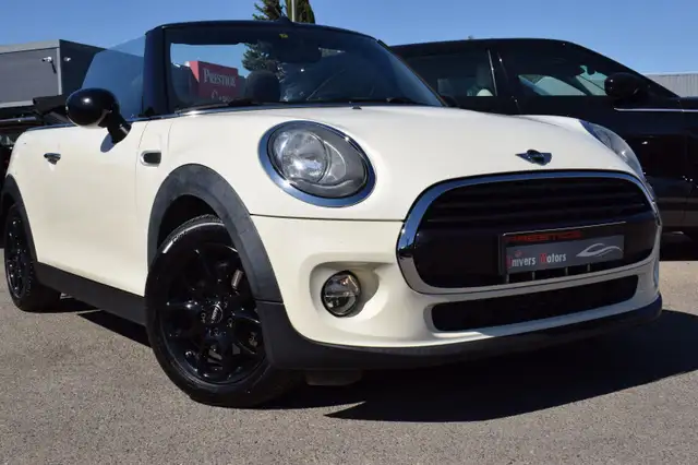 2017 Mini Hatch in White for sale