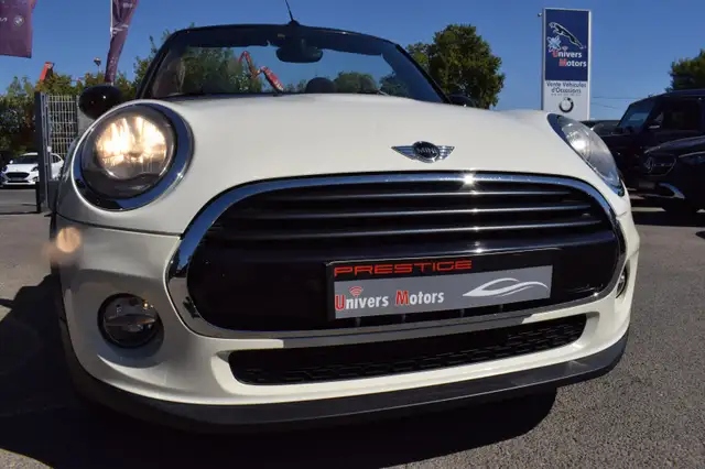 Mini Hatch view 6