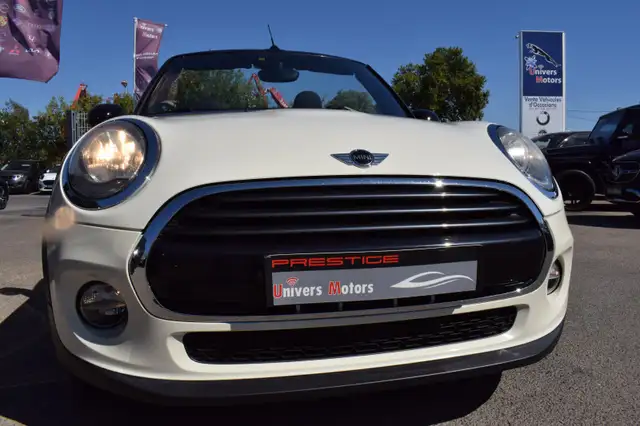 Mini Hatch view 9