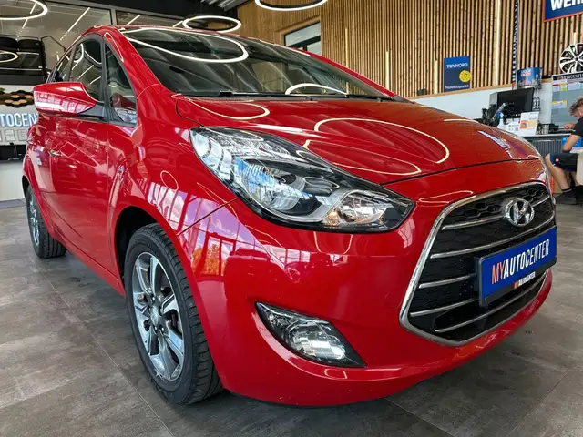 Hyundai Ix20 view 3
