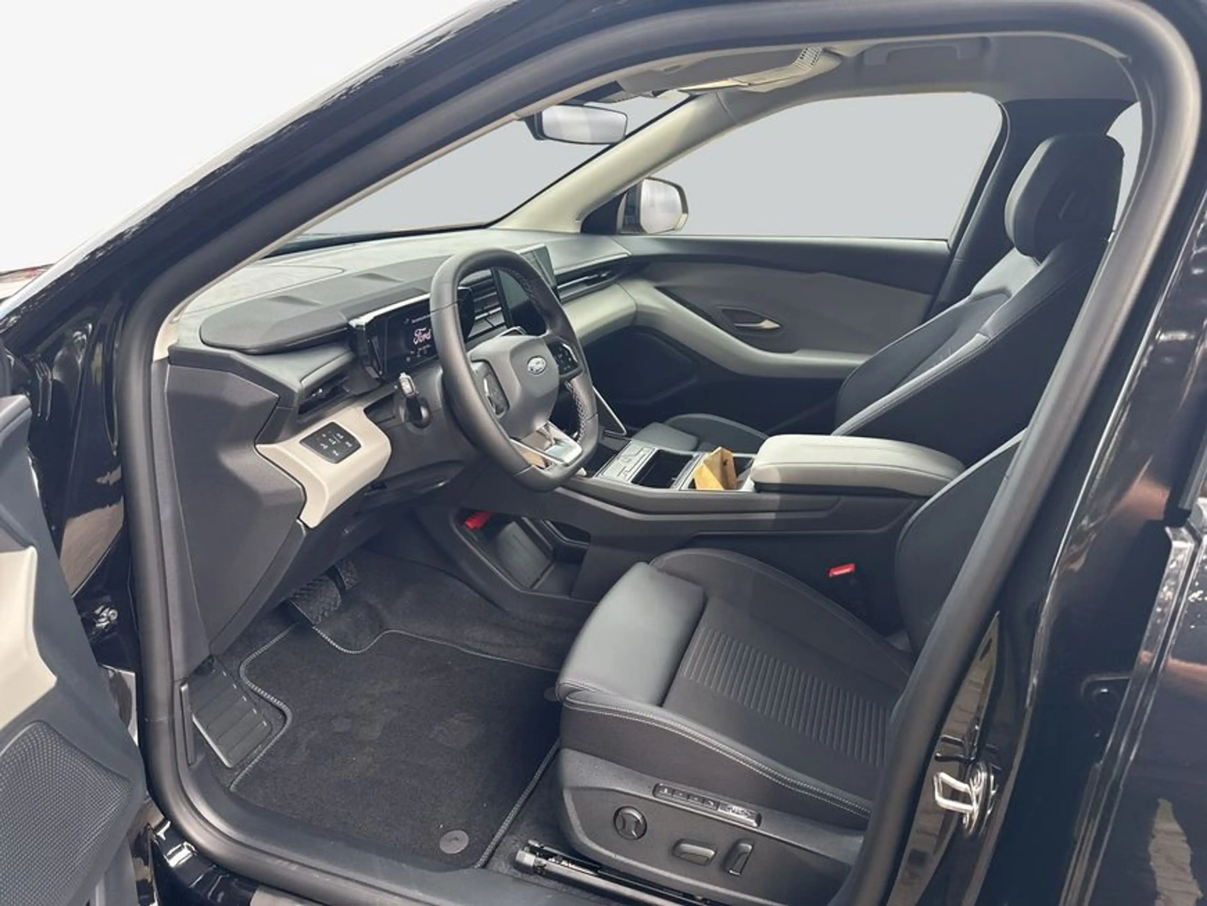 Ford Explorer Elektromotor mit Standard Range RWD 52kWh — photo 10