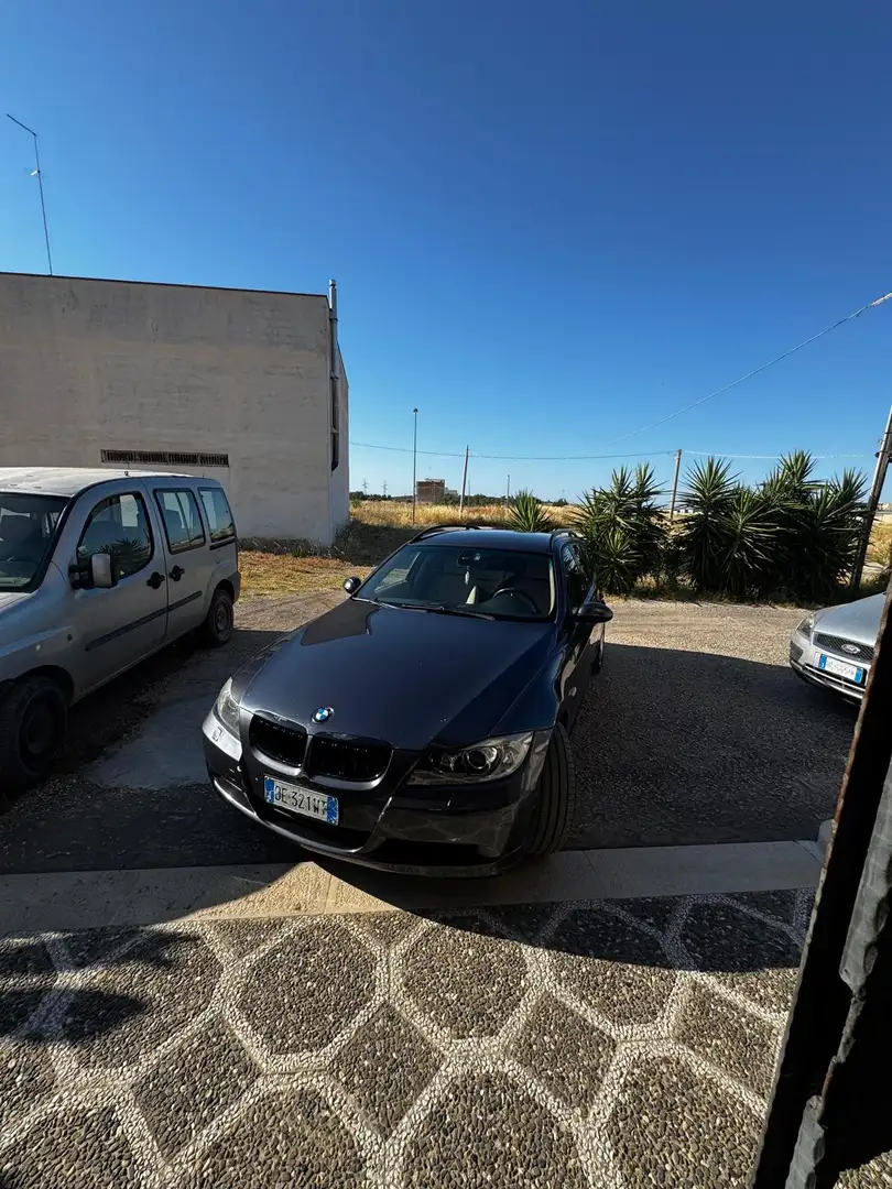 BMW pelle Albastru - 2