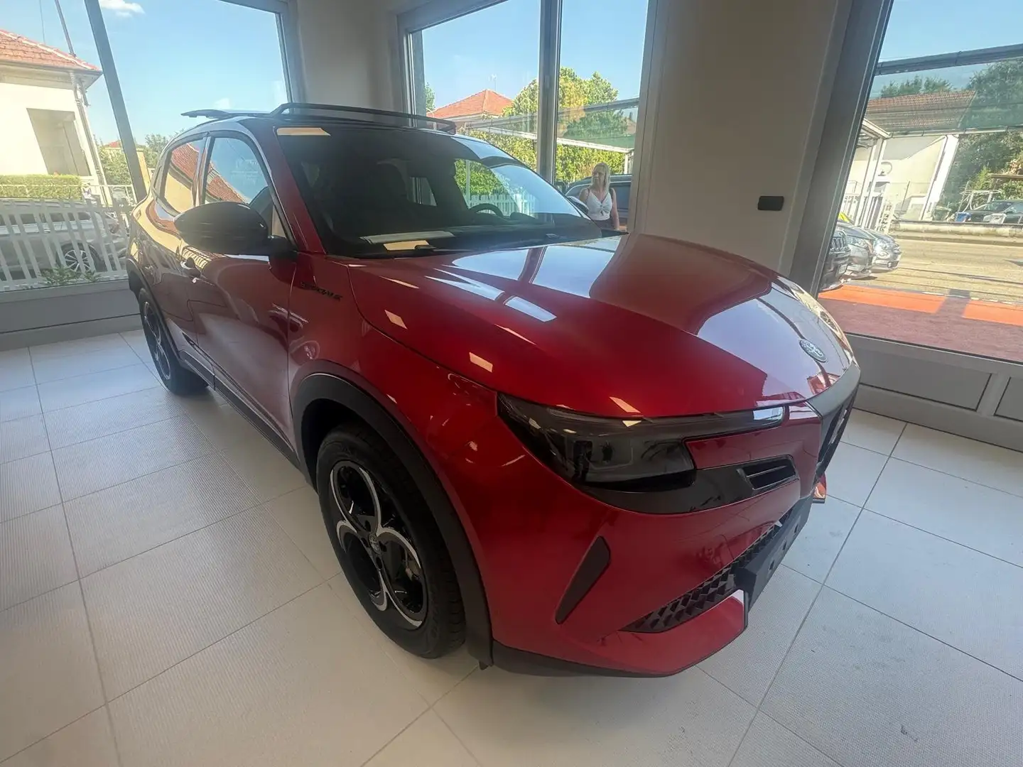 Alfa Romeo Junior 1.2 IBRIDA SPECIALE Rosso - 2
