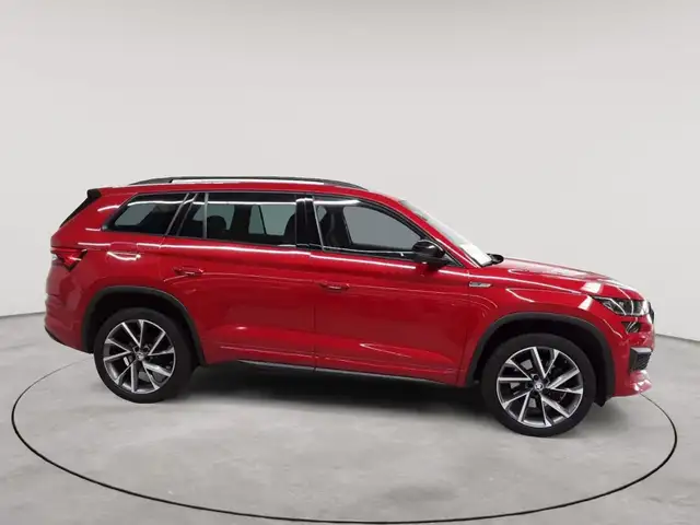Skoda Kodiaq view 3