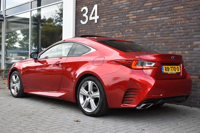 Lexus RC view 2