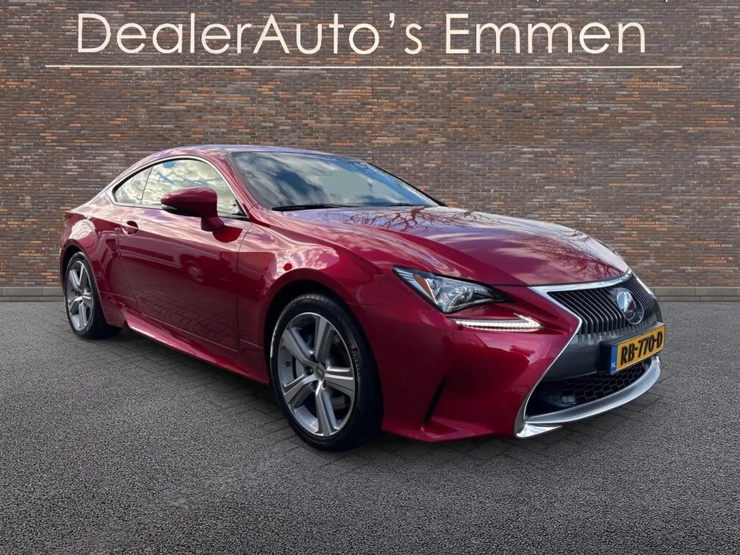 Lexus RC 300h Business Line Pro Rot - 1