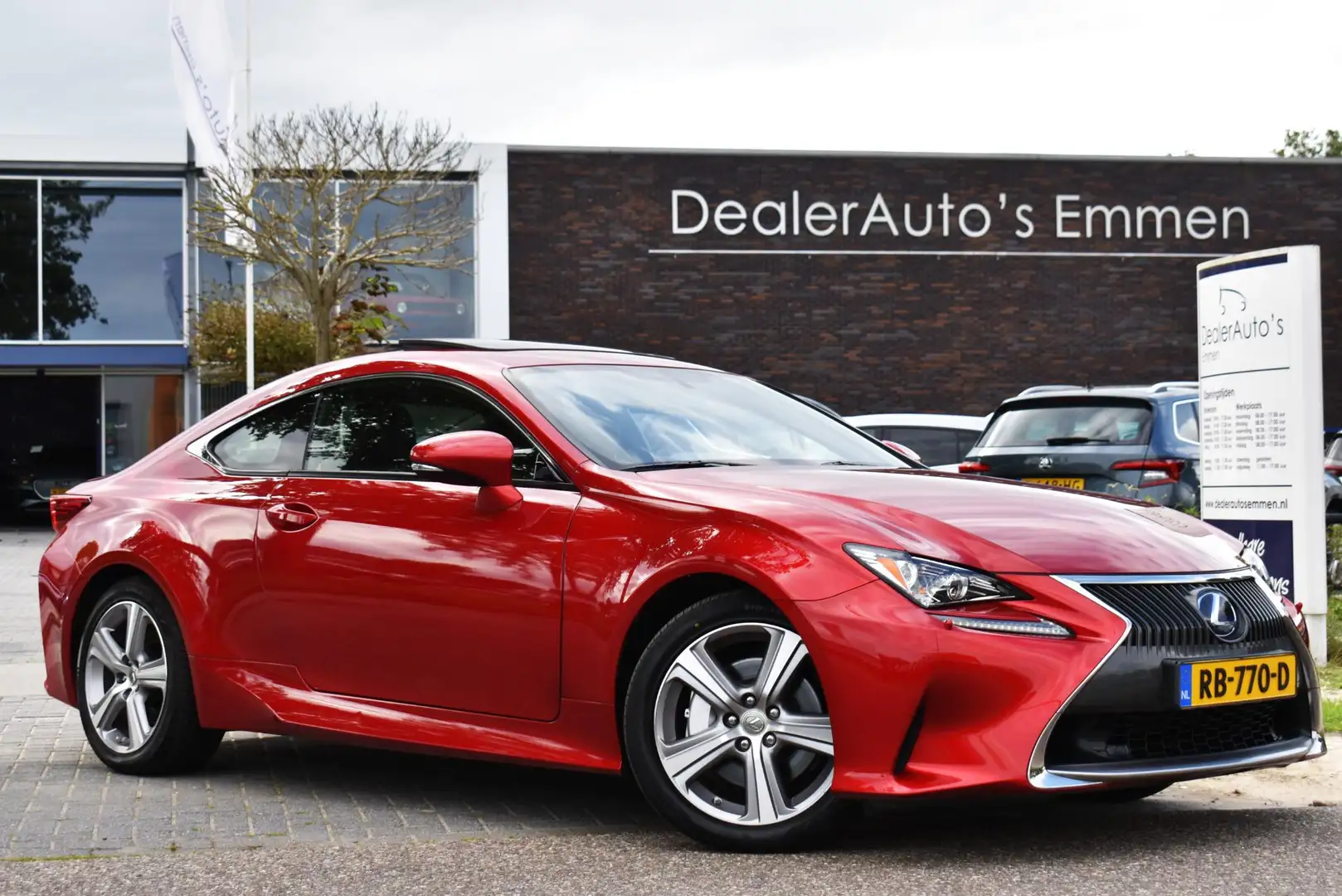 Lexus RC 300h Business Line Pro Rot - 1