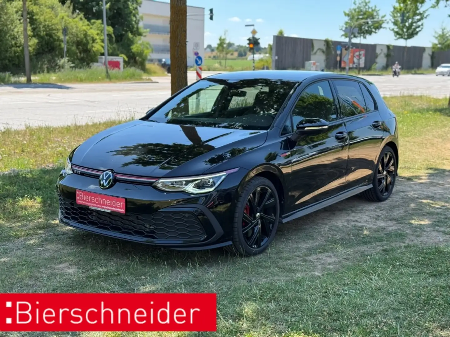 Volkswagen Golf GTI 8 2.0 TSI DSG IQ.LIGHT HK-SOUND 18 ACC KAMERA PDC Schwarz - 1