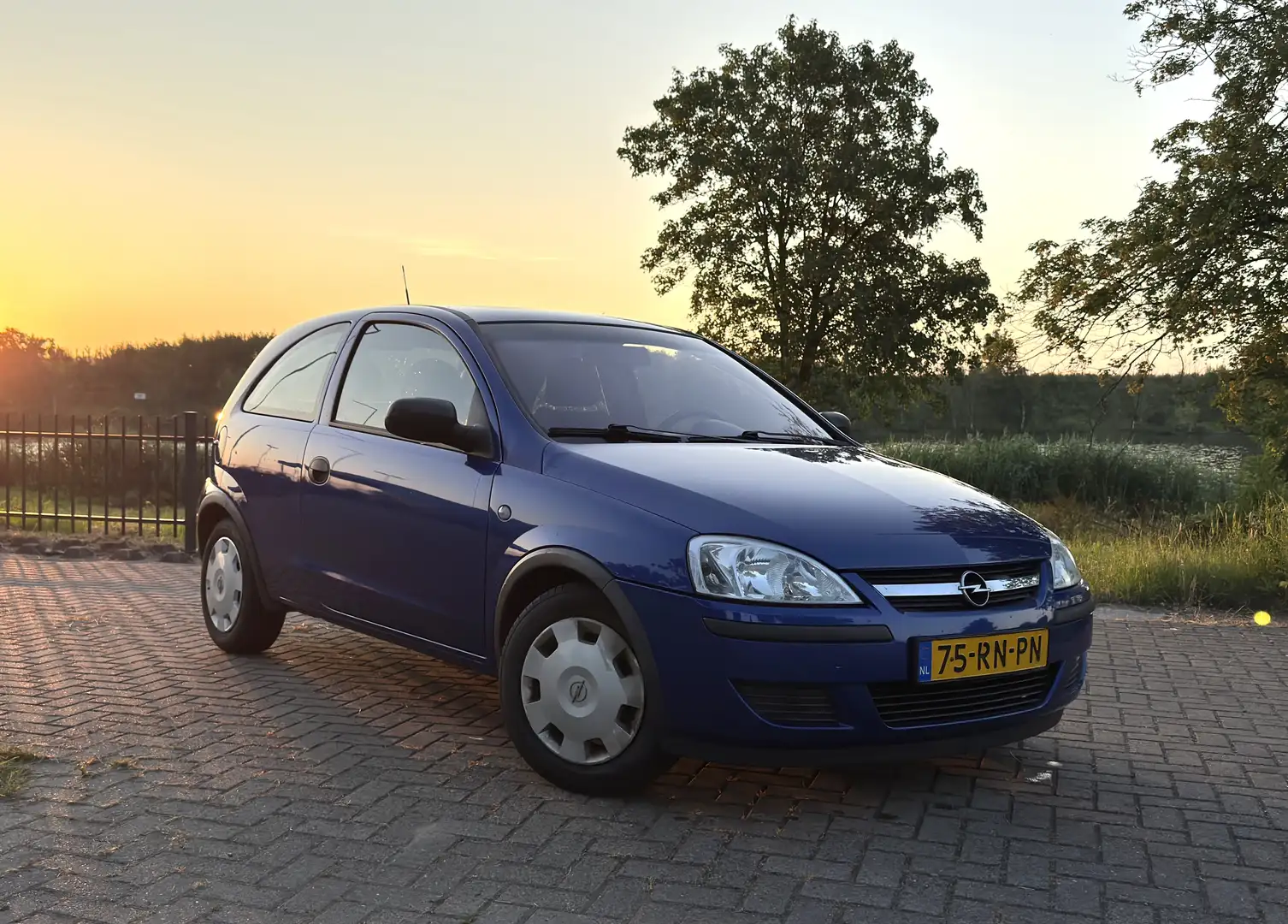 Opel Corsa 1.2 16V Twinport Blauw / Airco / CC / Nieuwe APK! Blauw - 1
