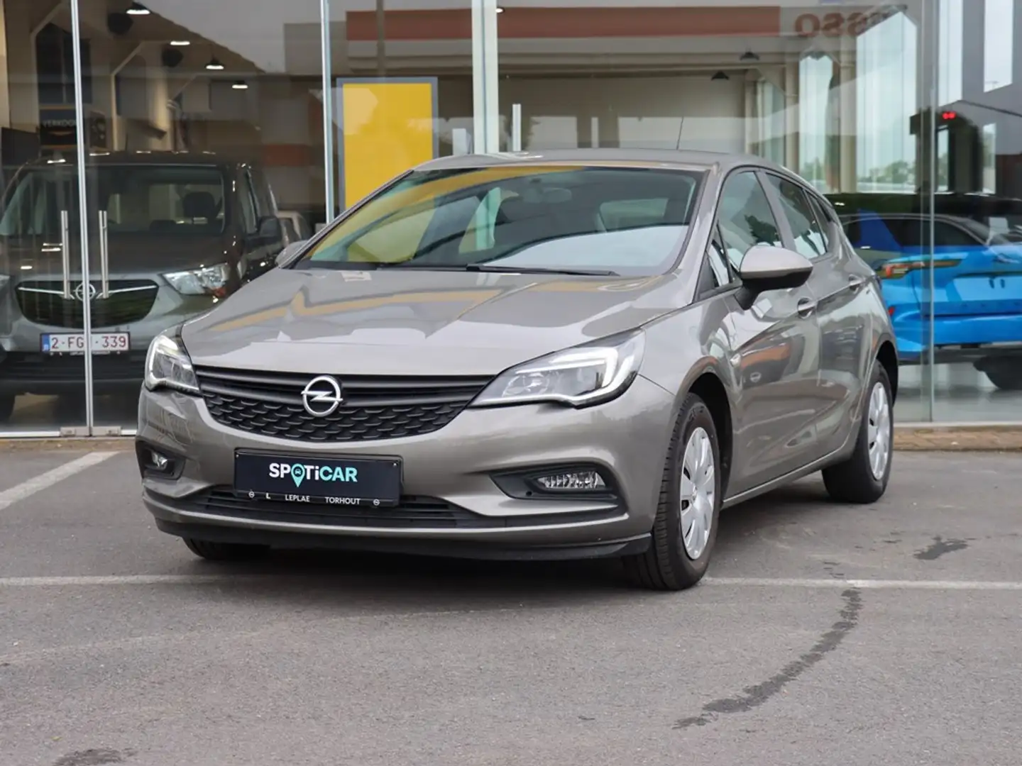 Opel Astra 5D |BT|AIRCO| Gris - 1