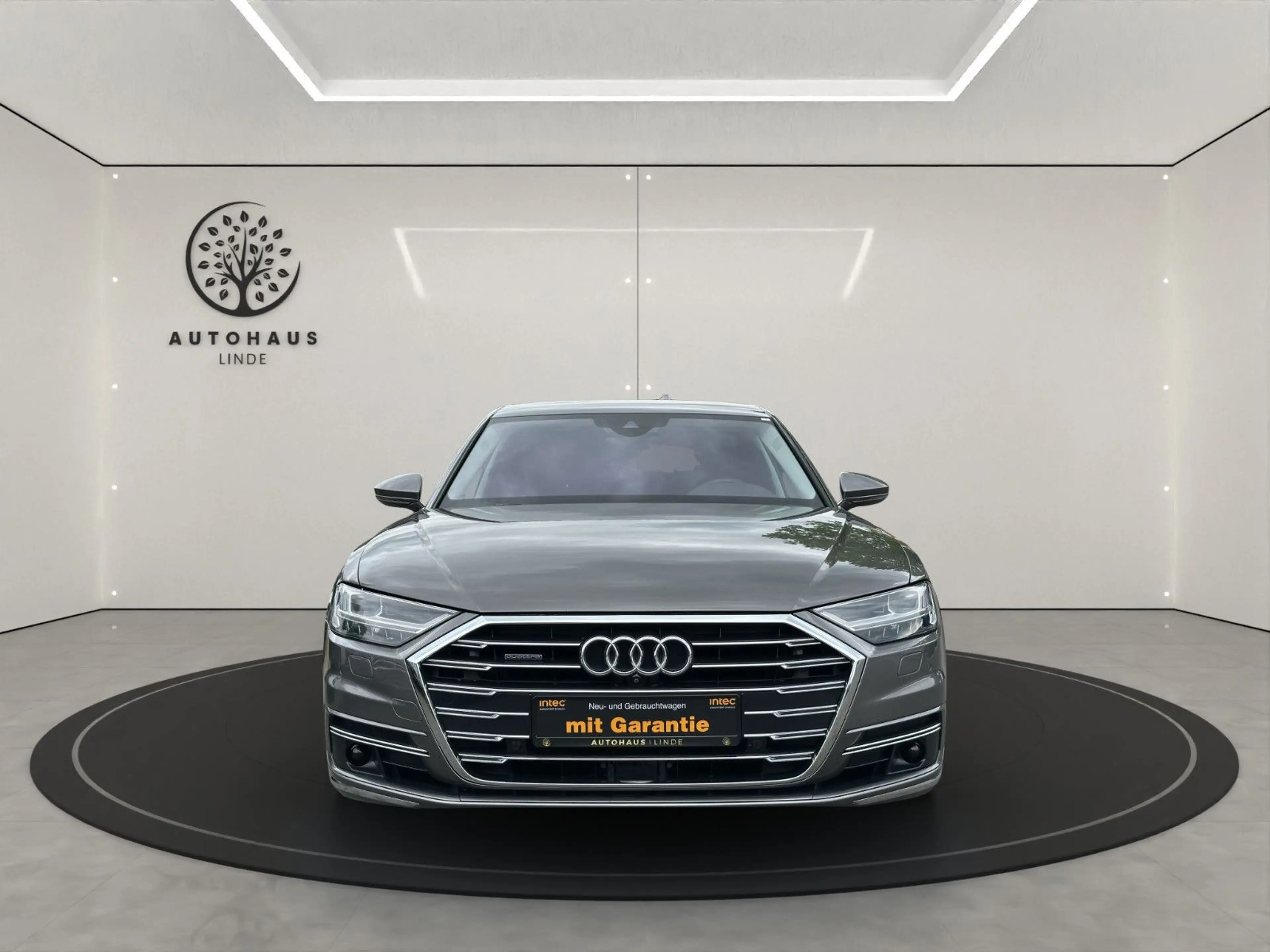 Audi A8 55 TFSI quattro Bang & Olufsen /Virtual Cock. — photo 8
