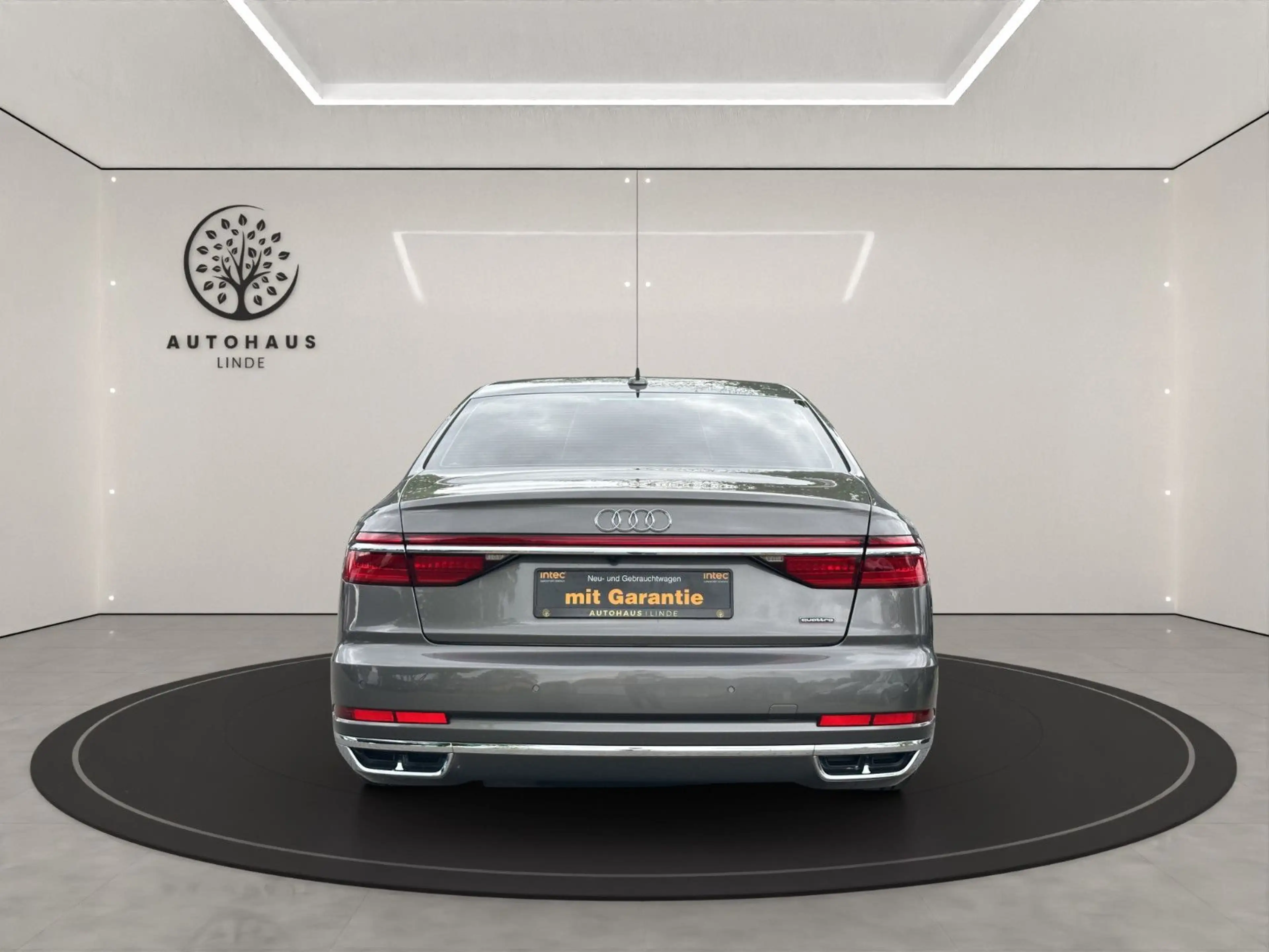 Audi A8 55 TFSI quattro Bang & Olufsen /Virtual Cock. — photo 4
