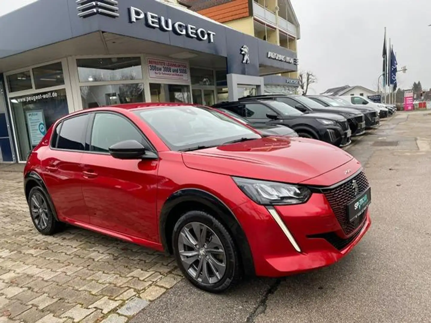 Peugeot 208 e-Allure Pack 136 Rot - 1