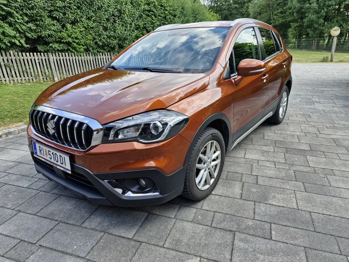 Suzuki SX4 S-Cross 1,0 DITC ALLGRIP shine - 1