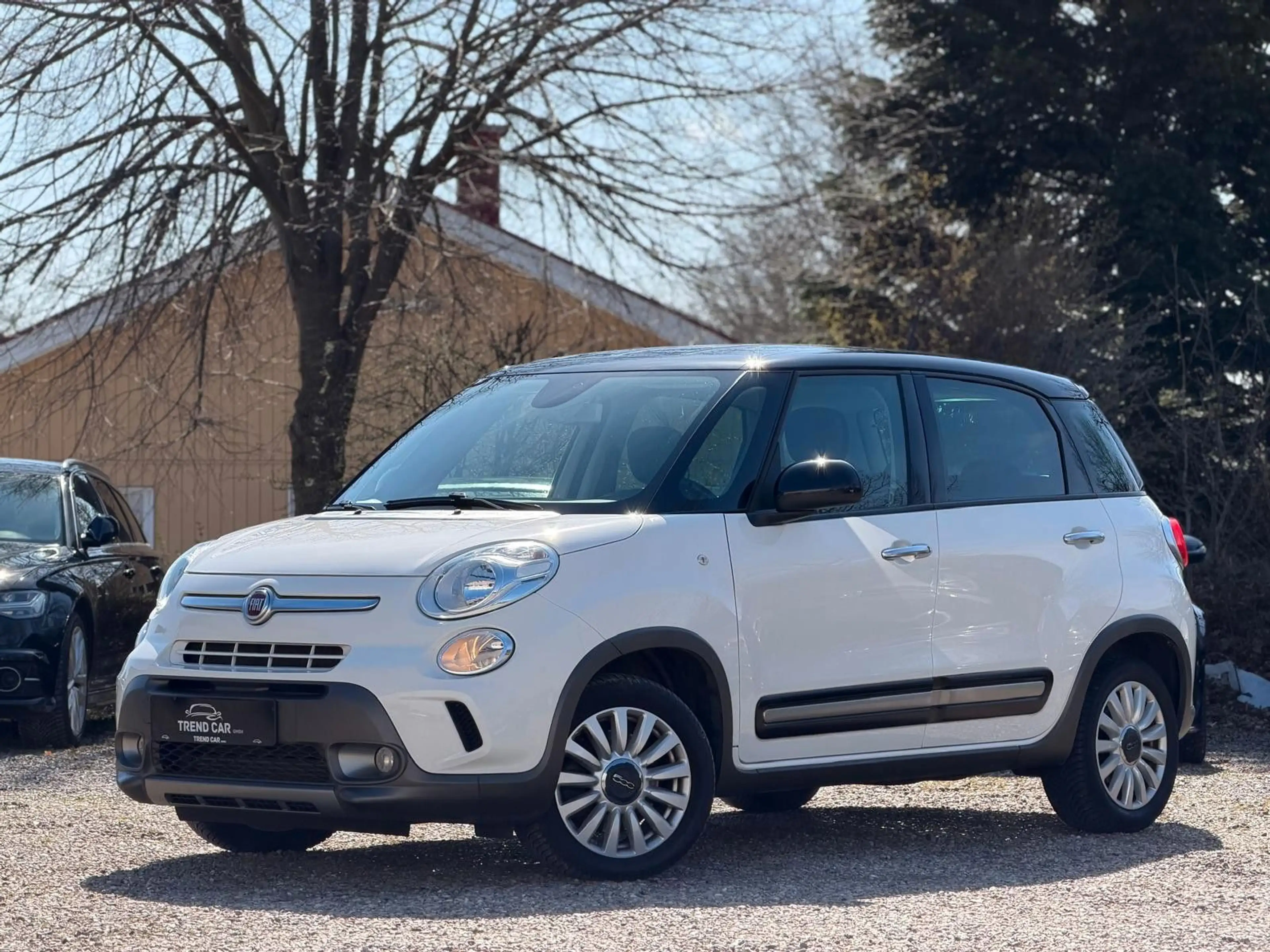 Fiat 500L 500L TREKKING NAV TEMPO SHZ — photo 2