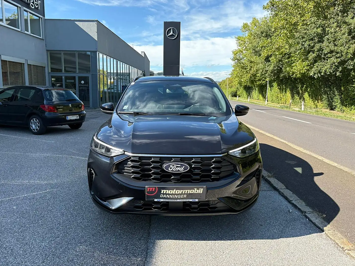 Ford Kuga 1,5 EcoBoost ST-Line Schwarz - 1