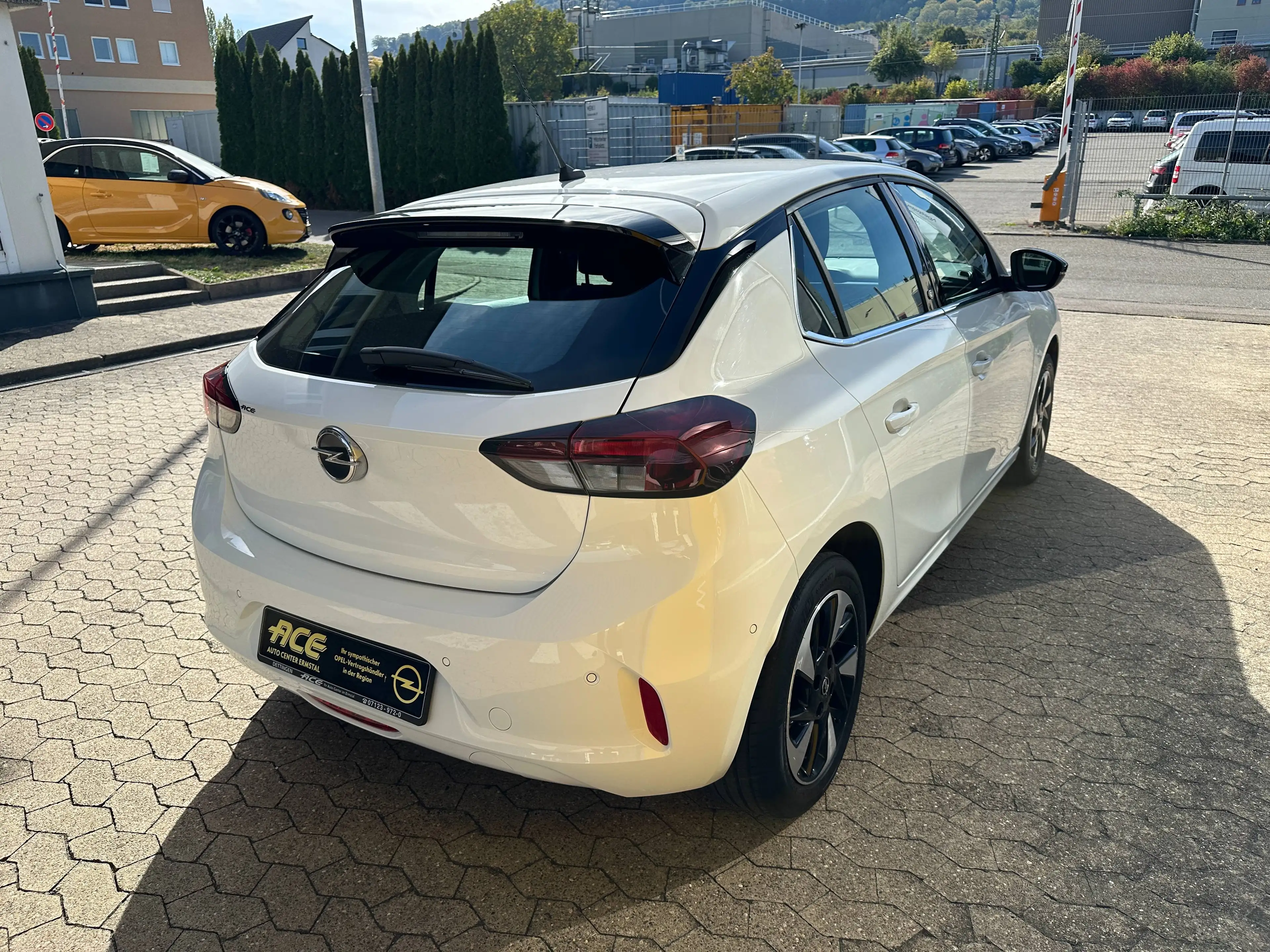 Opel Corsa-e e Elegance*11 KW*SHZ*PDC*LED*LRH*Wärmepumpe* — photo 3