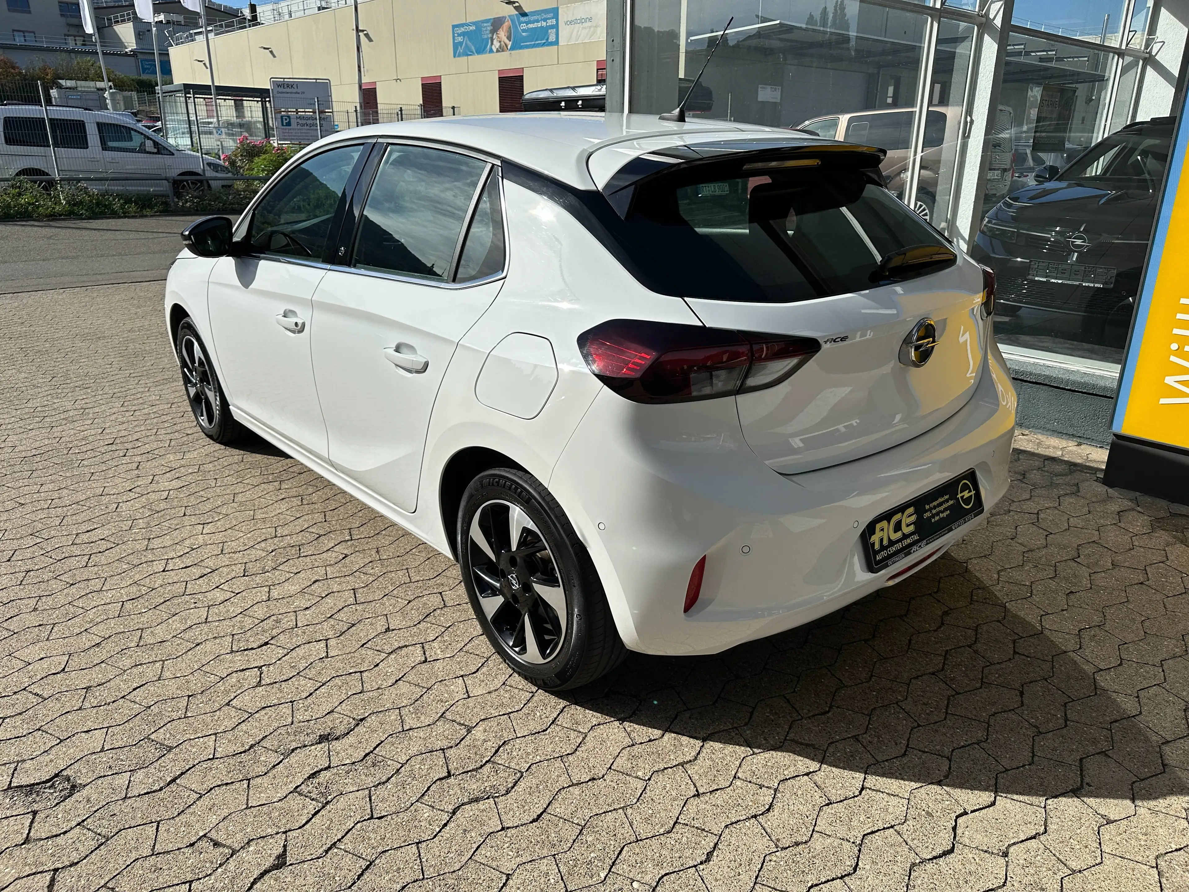 Opel Corsa-e e Elegance*11 KW*SHZ*PDC*LED*LRH*Wärmepumpe* — photo 4