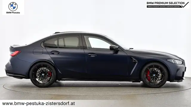 BMW M3 view 3