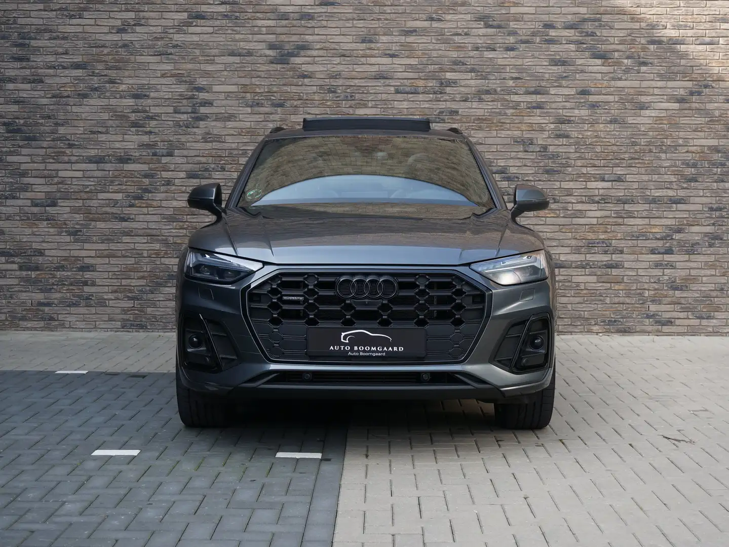 Audi Q5 55 TFSI-e S-Line | Pano HuD B&O ACC Matrix Trkhaak Grijs - 2