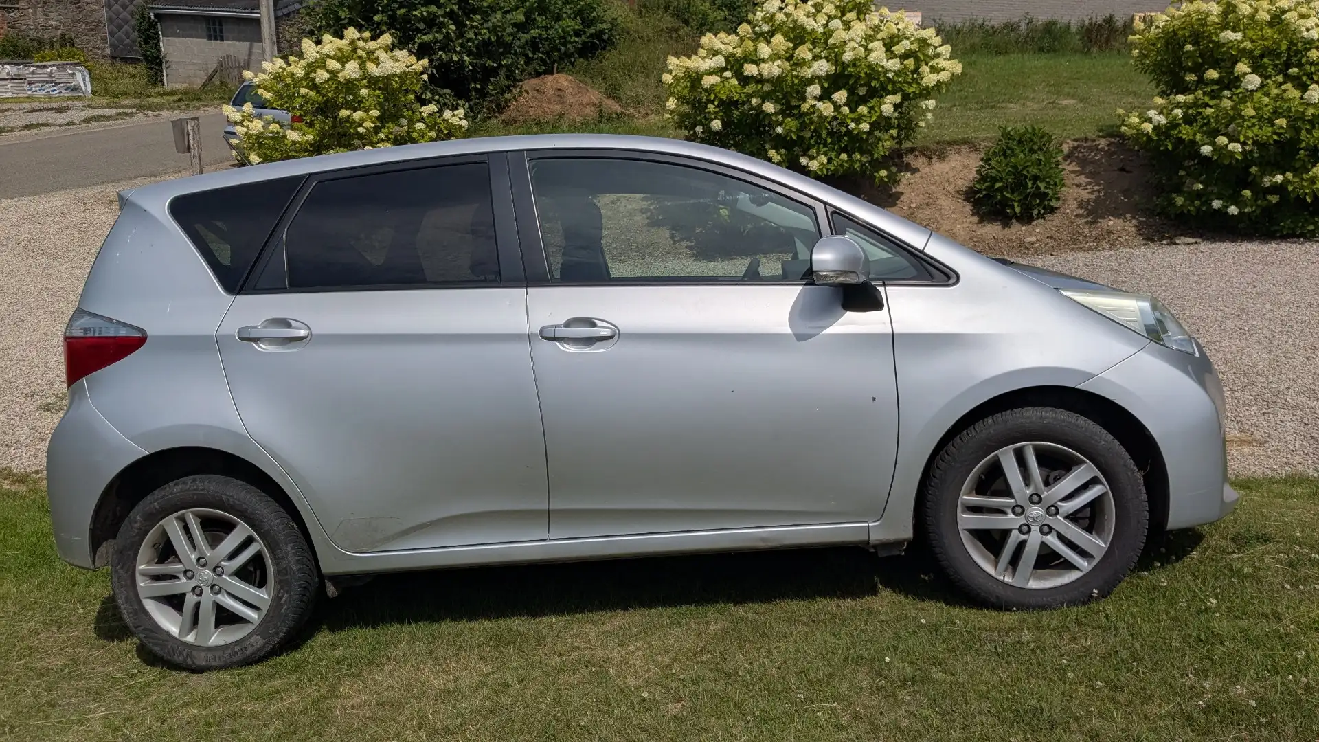 Toyota Verso-S Verso S 1.4 D-4D Sol - 2