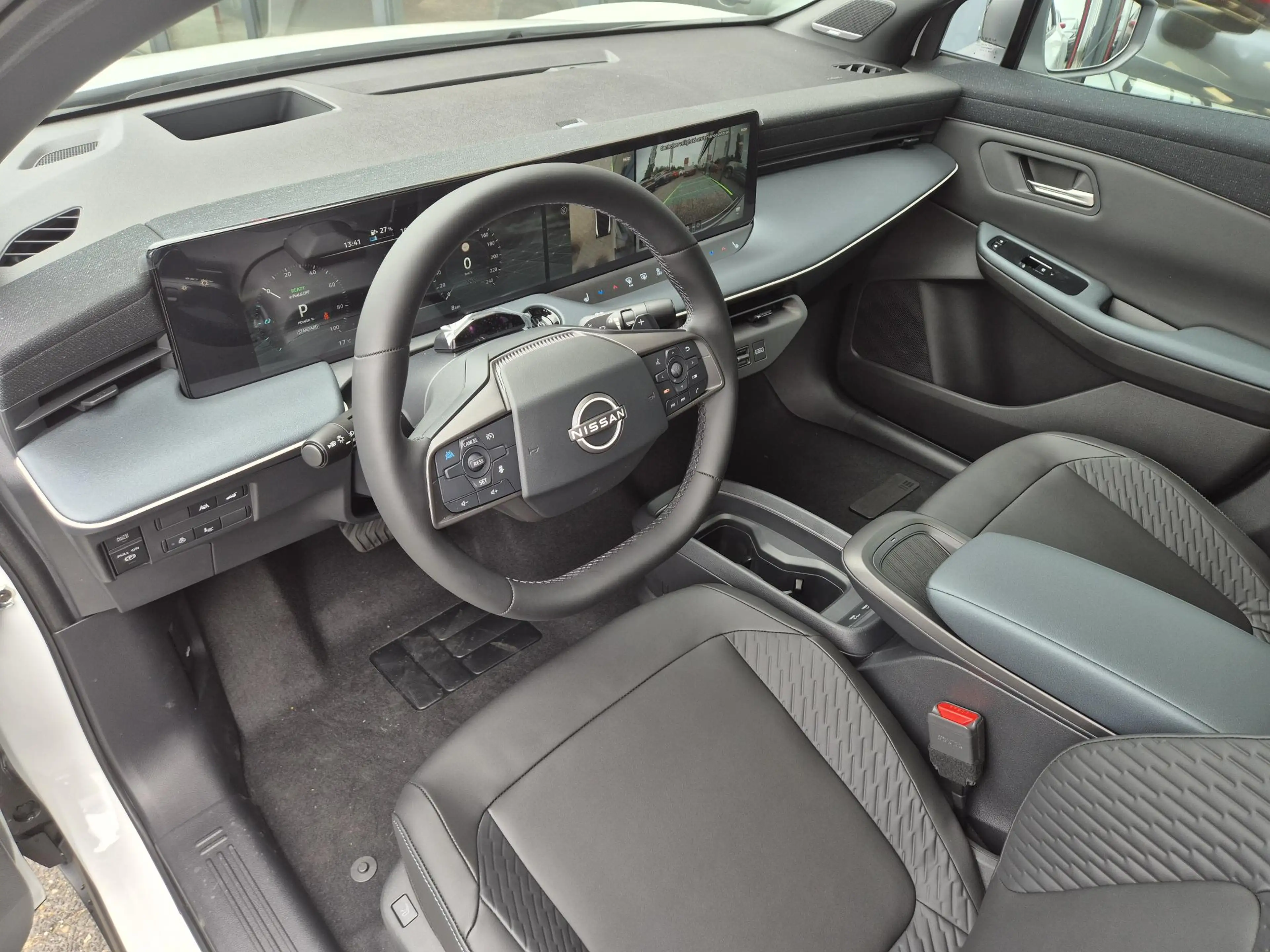 Nissan Leaf Evolve 75 kWh | Bose | Leder | Panoramadak | Actie — photo 23