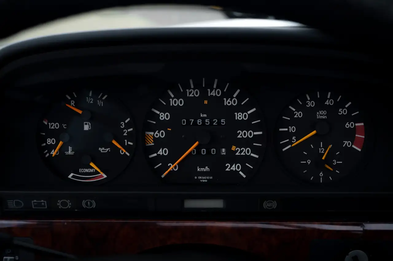 Mercedes-Benz S 500 SEL (W126), foto 8