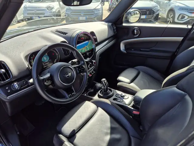 Mini Cooper Cooper view 6