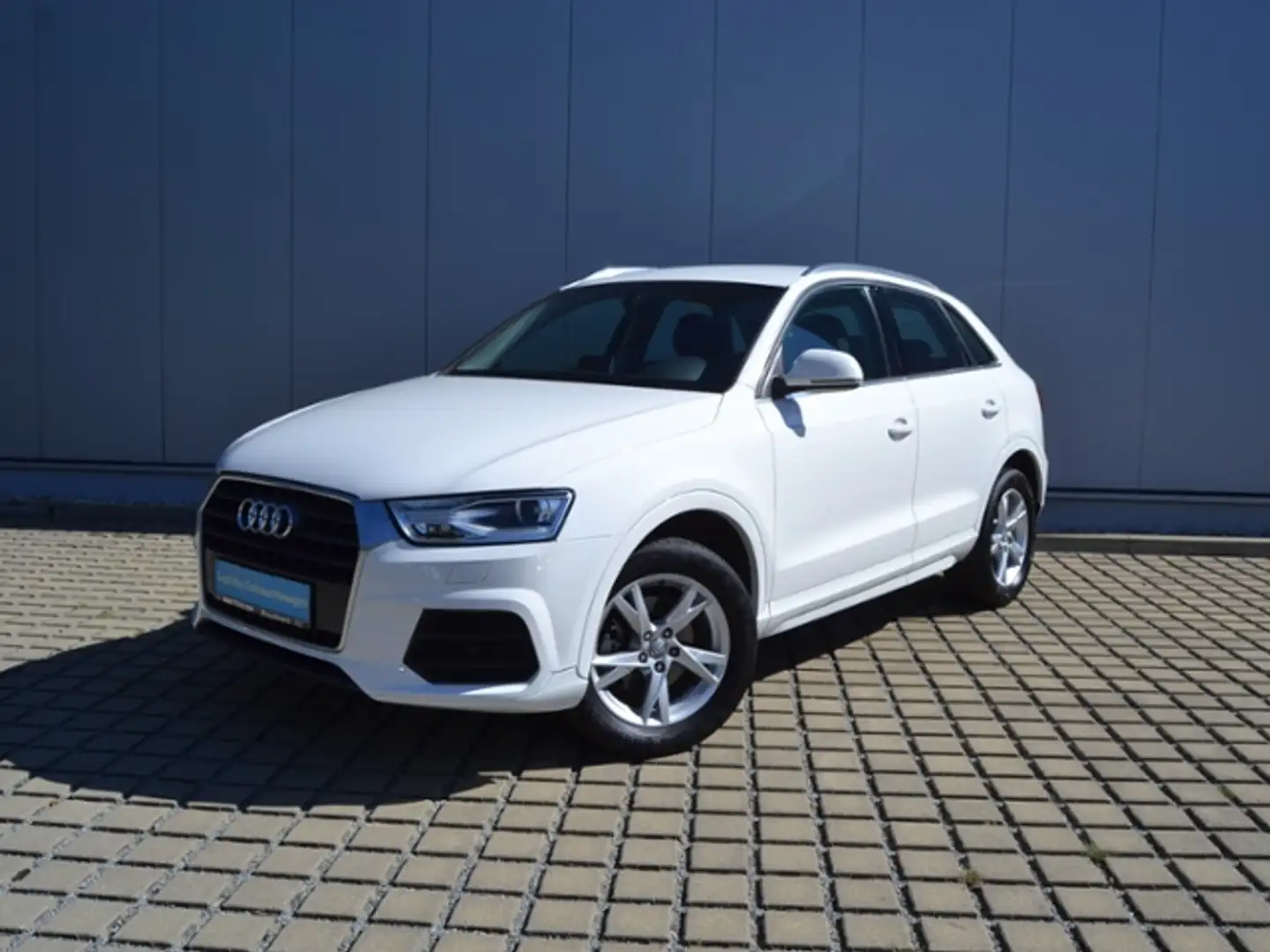 Audi Q3 Sport 1.4 TFSI XENON/17-ZOLL/NAVI/APS/KLIMAAUTOMA Weiß - 2