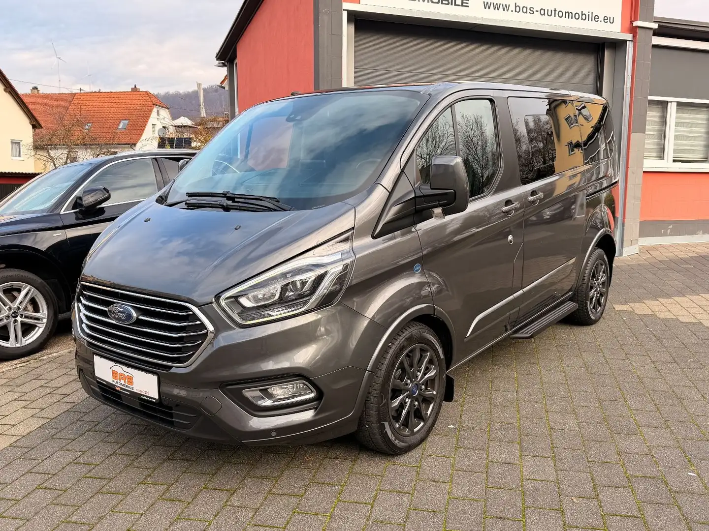 Ford Tourneo Custom 320 L1 Titanium X*8-Sitze*KAM* Grau - 1