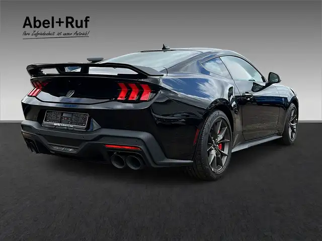 Ford Mustang view 7