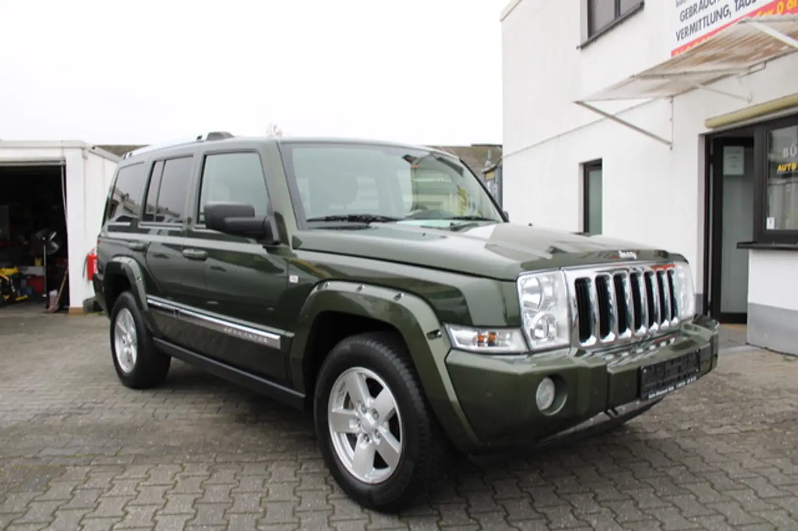 Jeep Commander 3.0 V6 CRD Limited *AHK*VOLL*7-Sitzer* Grün - 1